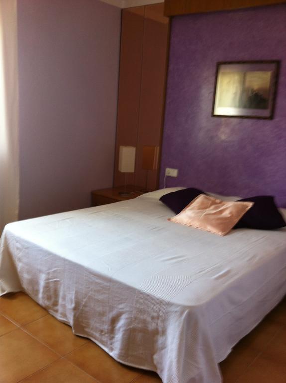 Can Quilis Guest House Pontos Bagian luar foto